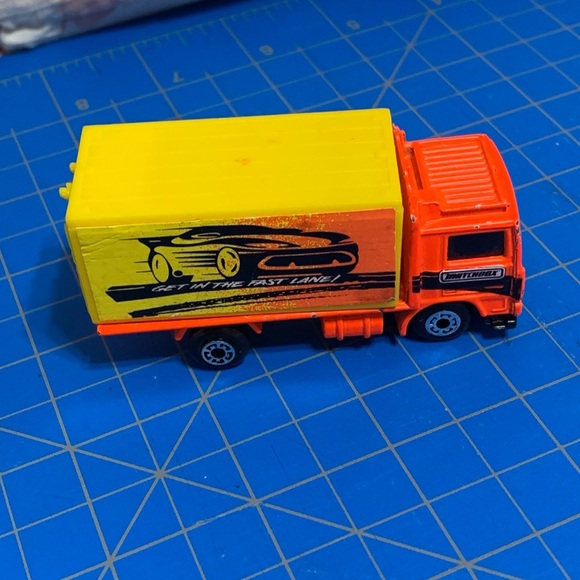 Vintage Matchbox 1981 Volvo 1:90 diecast model - Picture 2 of 5